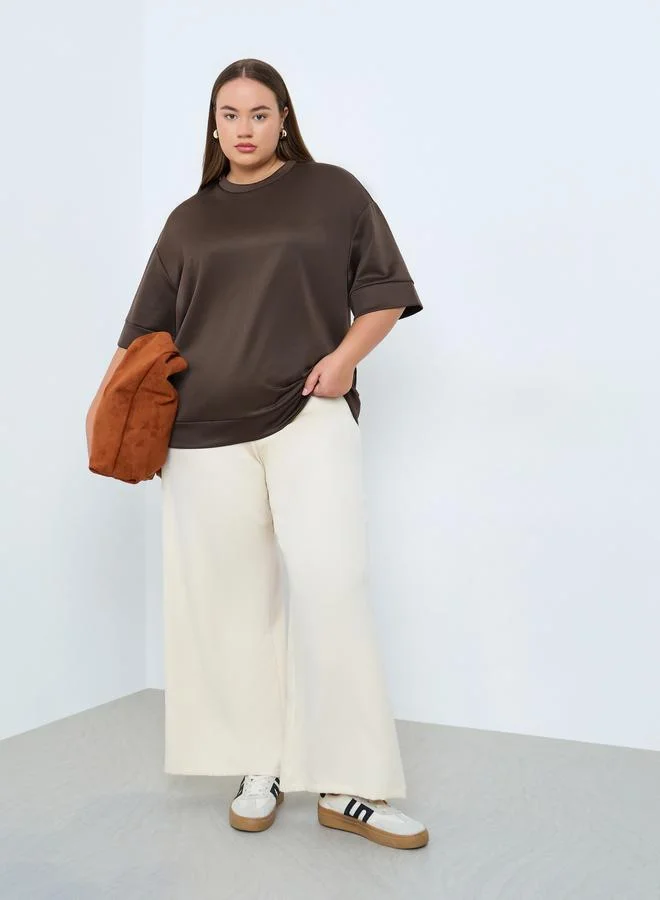 ستايلي تيشيرت بأكمام قصيرة مقاس كبير